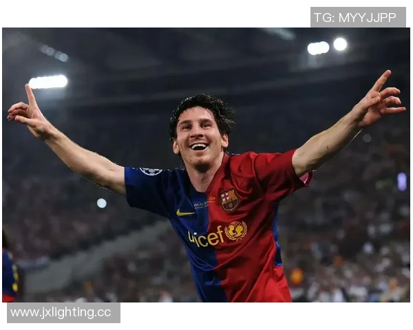 足球明星的荣耀之路:从青涩少年到世界顶级球员的成长历程 足球明星的荣耀之路:从青涩少年到世界顶级球员的成长历程