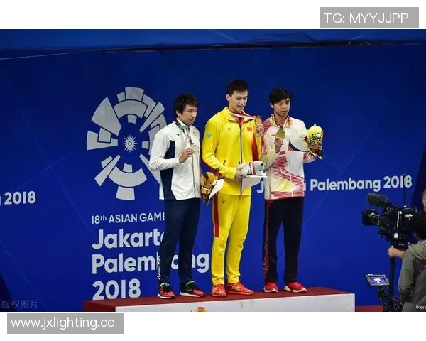 世界游泳纪录保持者的辉煌成就与背后不为人知的奋斗历程